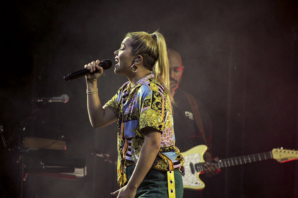 Hayley Kiyoko, Moda Center, photo by Emma Davis