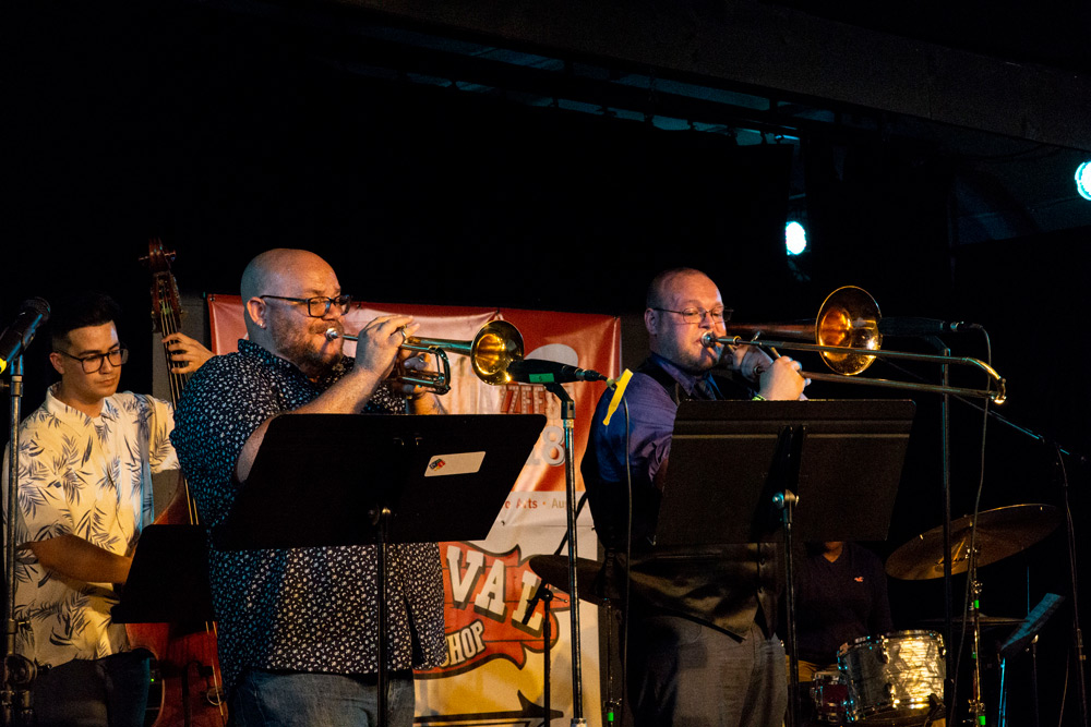 Farnell Newton, Montavilla Jazz Festival, photo by Elbert Giron
