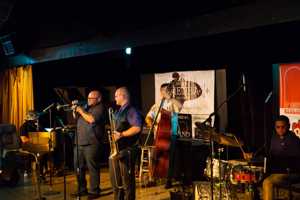 Farnell Newton, Montavilla Jazz Festival, photo by Elbert Giron