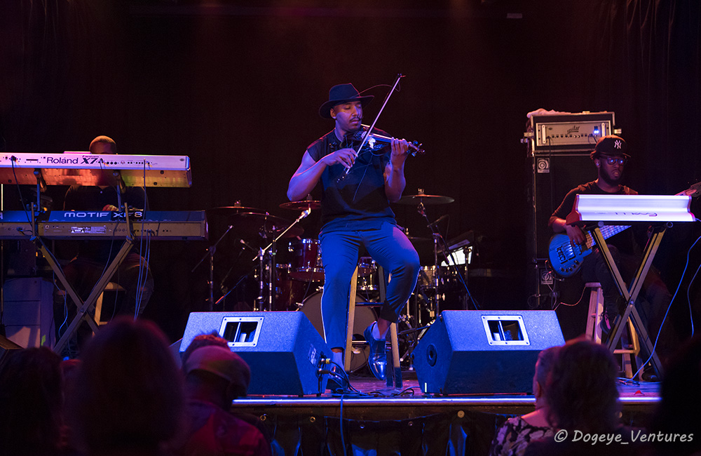 Damien Escobar, Star Theater, photo by Ashley Strom
