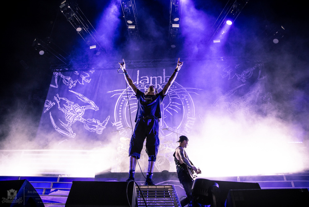 Lamb of God, Sunlight Supply Amphitheater, photo by Alyssa Herrman