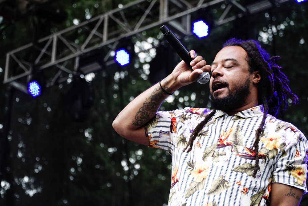 Myke Bogan, Edgefield Amphitheater, EYRST, photo by Elbert Giron