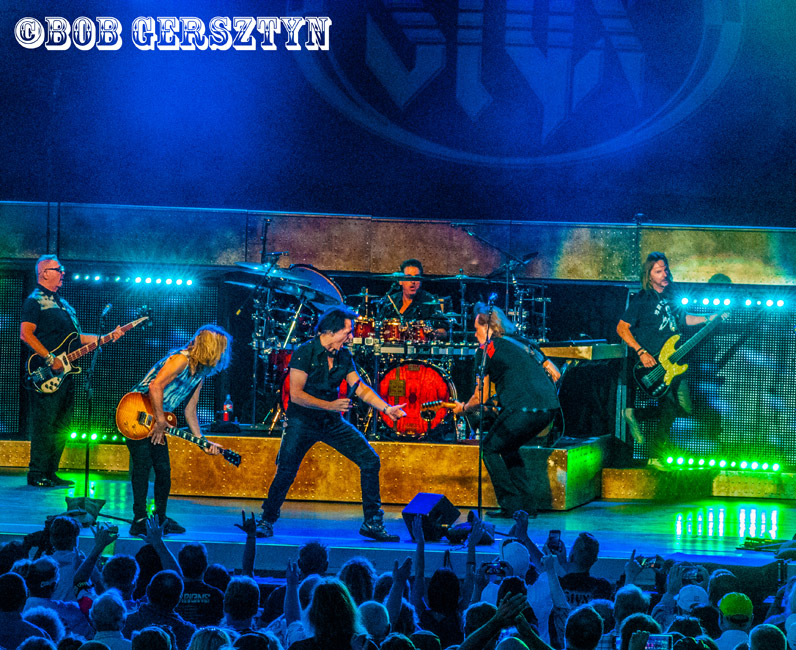 Styx, Oregon State Fair, L. B. Day Amphitheatre, photo by Bob Gersztyn