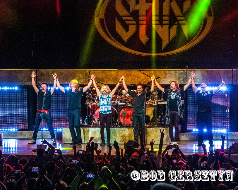 Styx, Oregon State Fair, L. B. Day Amphitheatre, photo by Bob Gersztyn