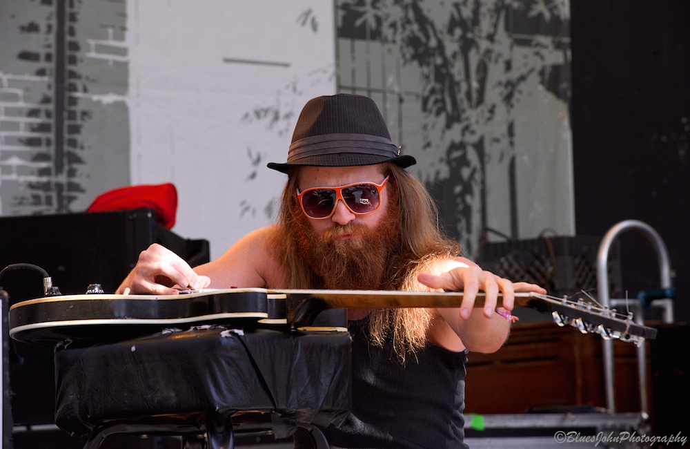 Scott Pemberton, Waterfront Blues Festival, Tom McCall Waterfront Park, photo by John Alcala