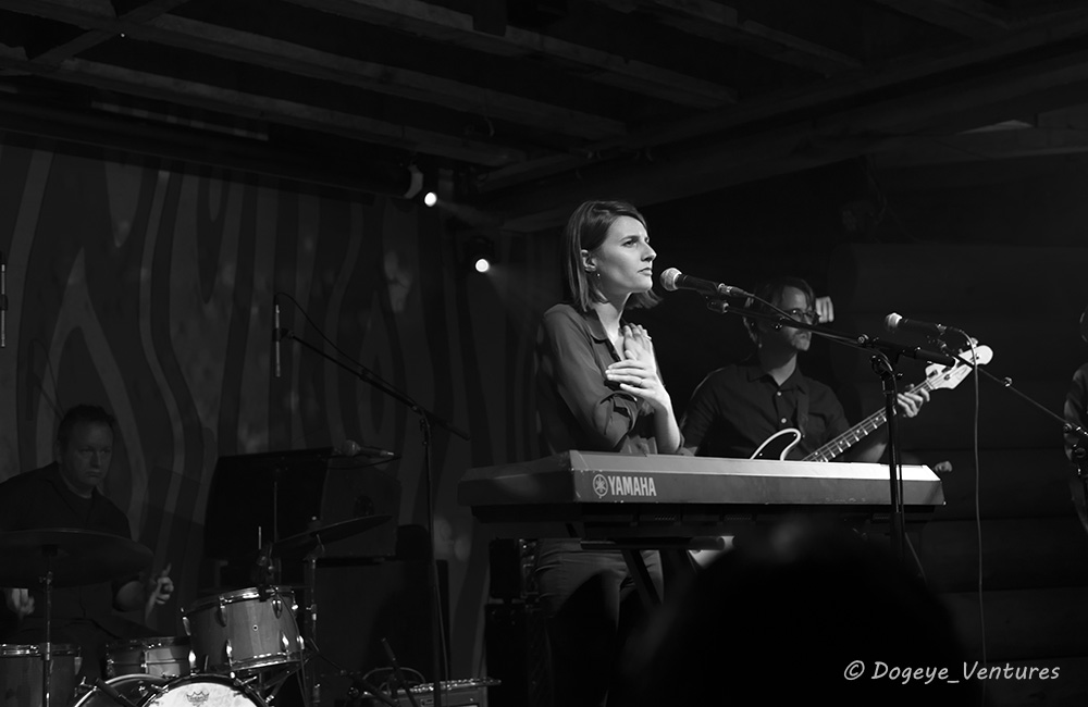 Robin Bacior, Doug Fir Lounge, photo by Ashley Strom