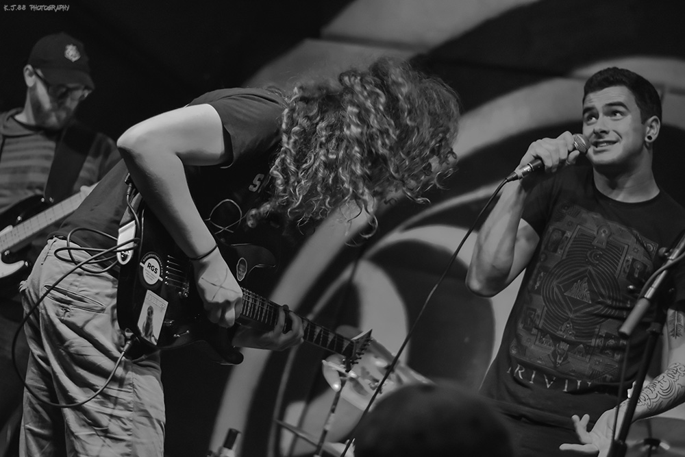 Separating The Seas, Twilight Cafe & Bar, photo by Kevin Pettigrew