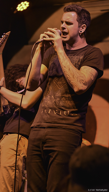 Separating The Seas, Twilight Cafe & Bar, photo by Kevin Pettigrew