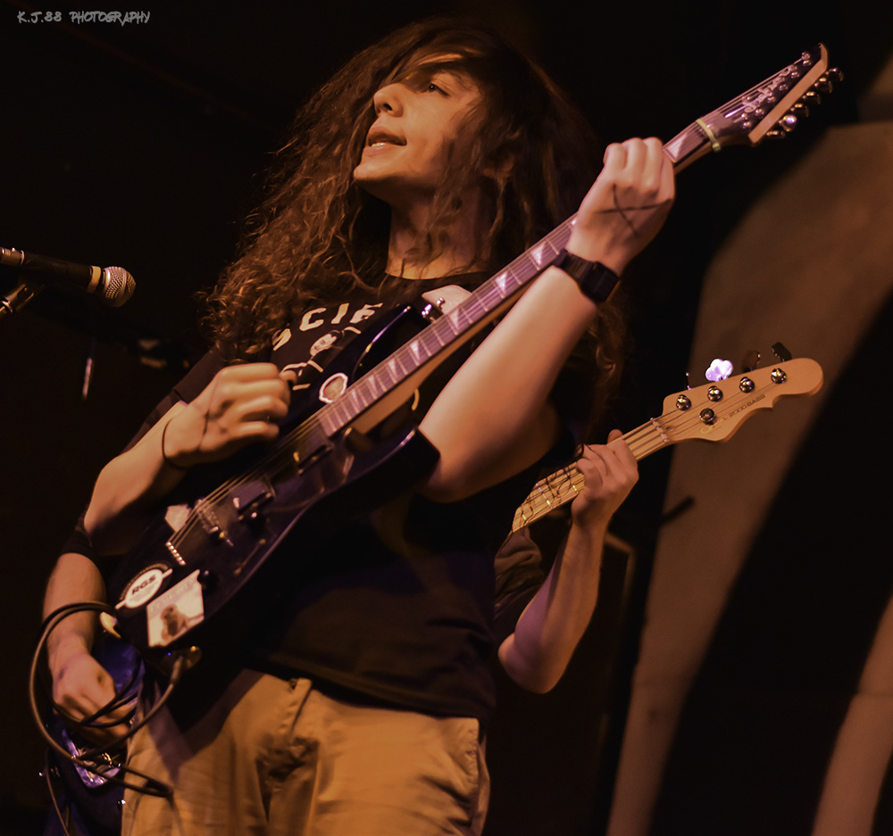 Separating The Seas, Twilight Cafe & Bar, photo by Kevin Pettigrew