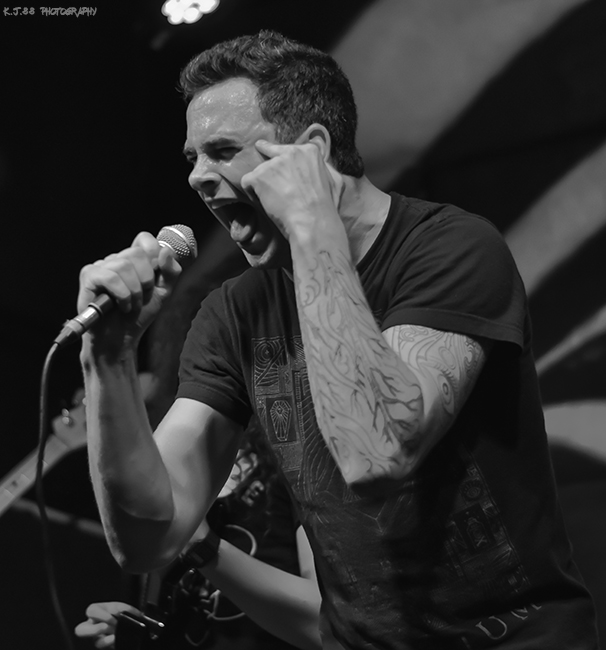 Separating The Seas, Twilight Cafe & Bar, photo by Kevin Pettigrew