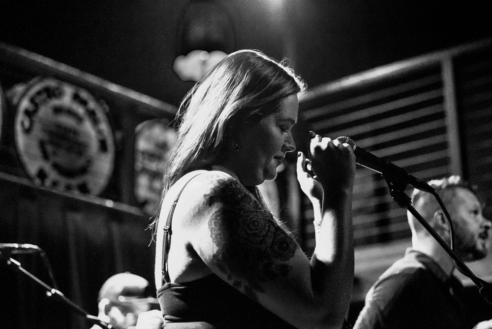 Ezra Bell, Mississippi Studios, photo by Ignacio Quintana