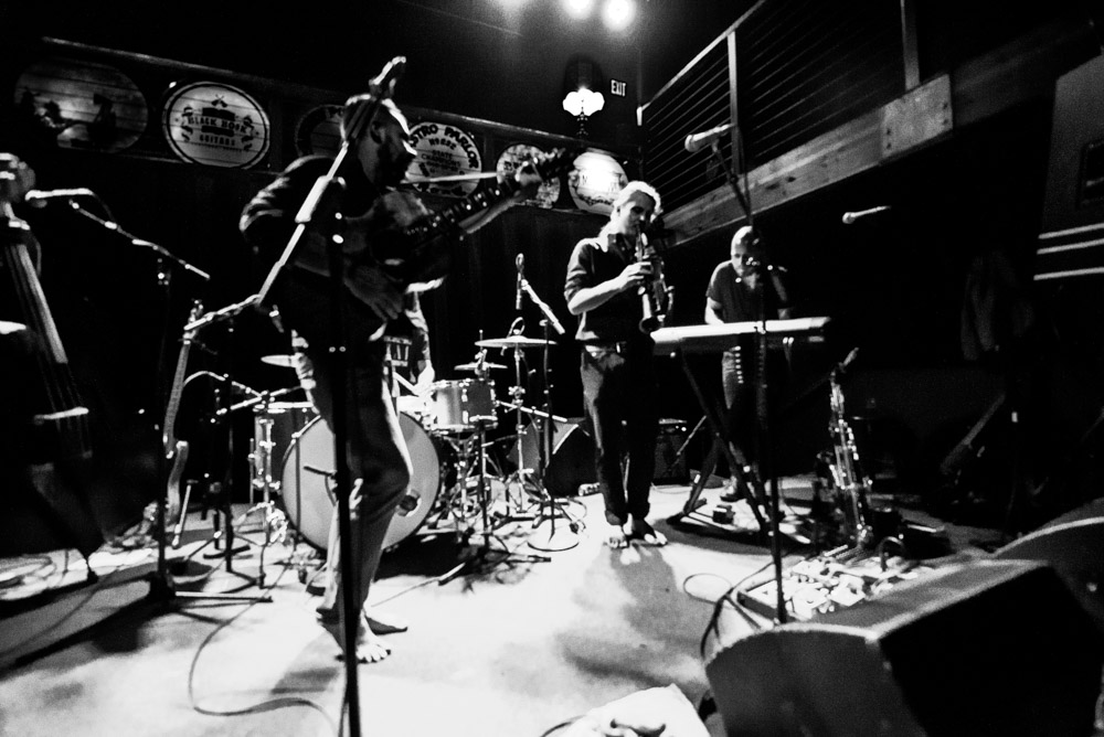 Ezra Bell, Mississippi Studios, photo by Ignacio Quintana