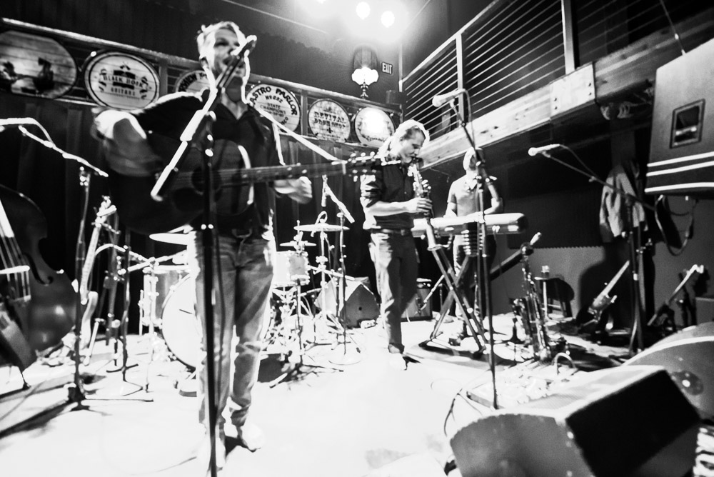 Ezra Bell, Mississippi Studios, photo by Ignacio Quintana