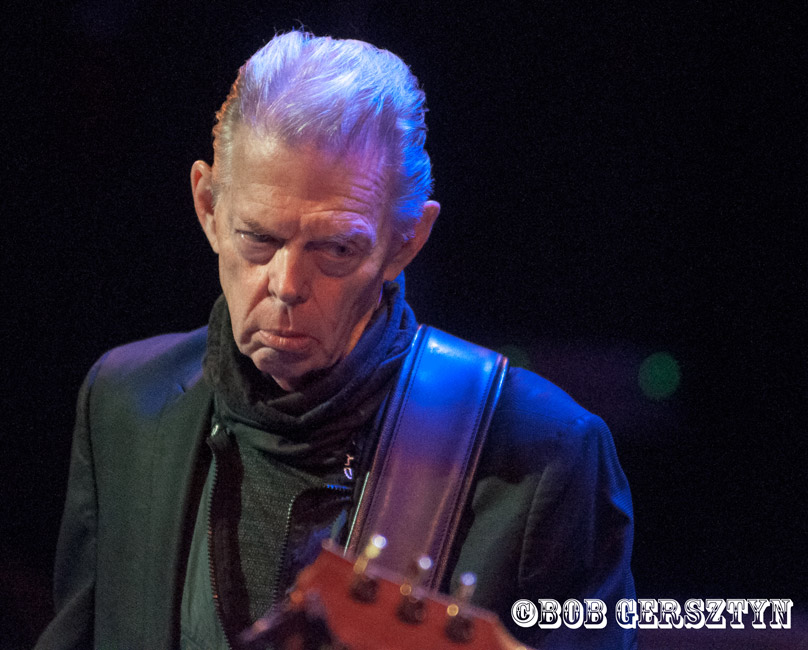 Hot Tuna, Revolution Hall, photo by Bob Gersztyn
