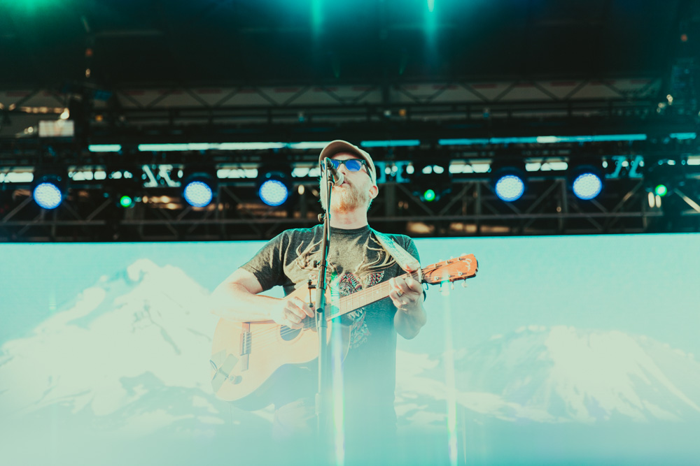 Cake, 94.7 FM, Hillsboro Stadium, photo by Sydnie Kobza