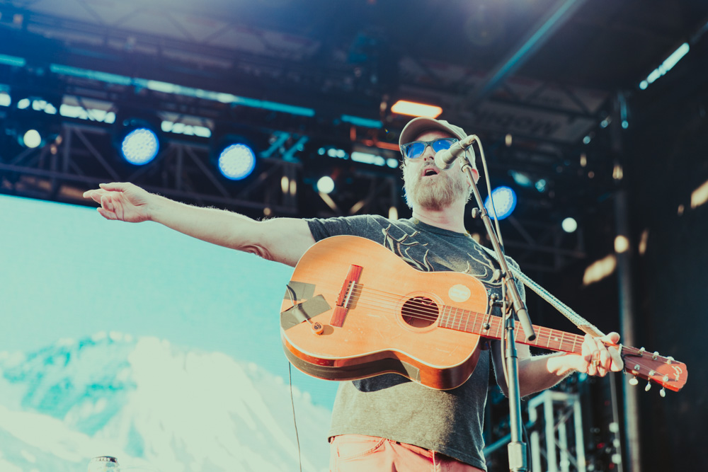 Cake, 94.7 FM, Hillsboro Stadium, photo by Sydnie Kobza