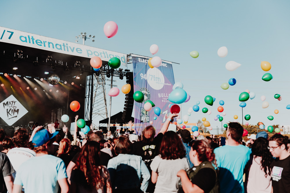 Matt and Kim, 94.7 FM, Hillsboro Stadium, photo by Sydnie Kobza