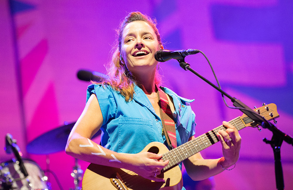 Jason Mraz, Edgefield Amphitheater, photo by Joe Duquette