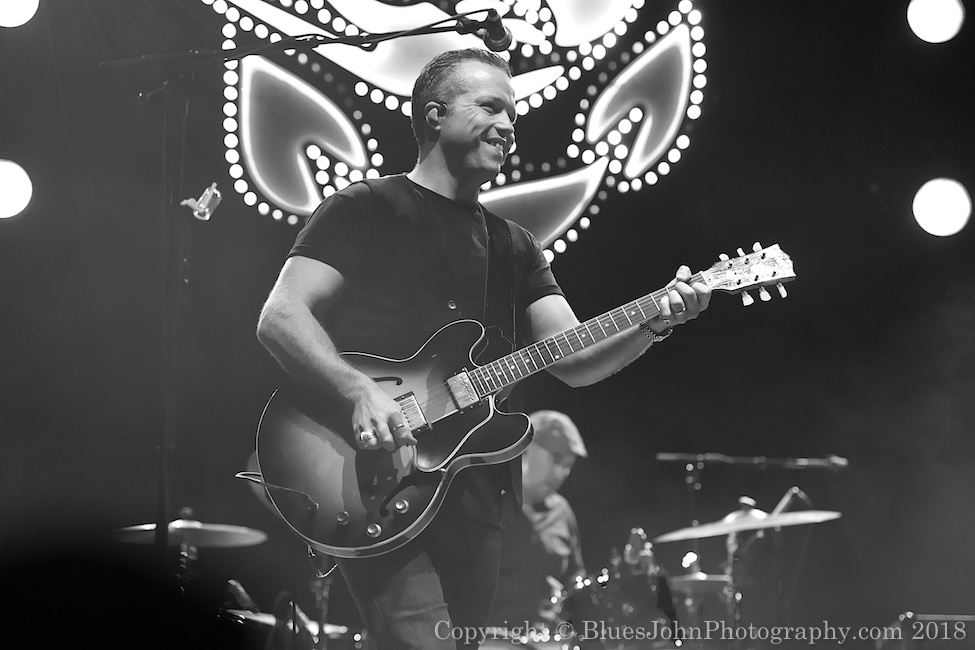 Jason Isbell, Oregon Zoo Amphitheatre, photo by John Alcala