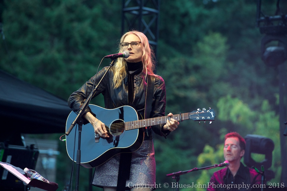 Oregon Zoo Amphitheatre, photo by John Alcala