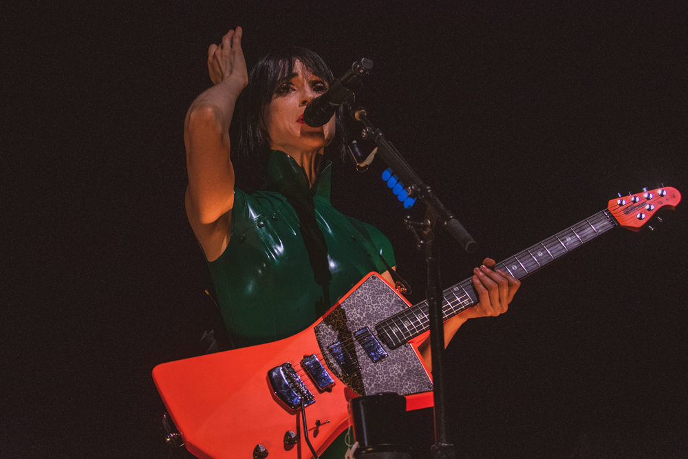 St. Vincent, Moda Center, Rose Quarter, photo by Henry Ward