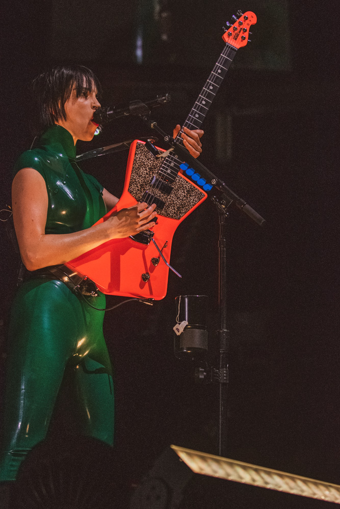 St. Vincent, Moda Center, Rose Quarter, photo by Henry Ward