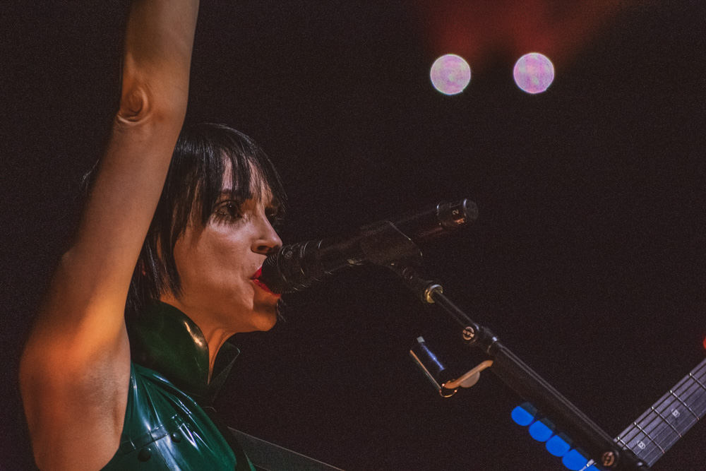 St. Vincent, Moda Center, Rose Quarter, photo by Henry Ward