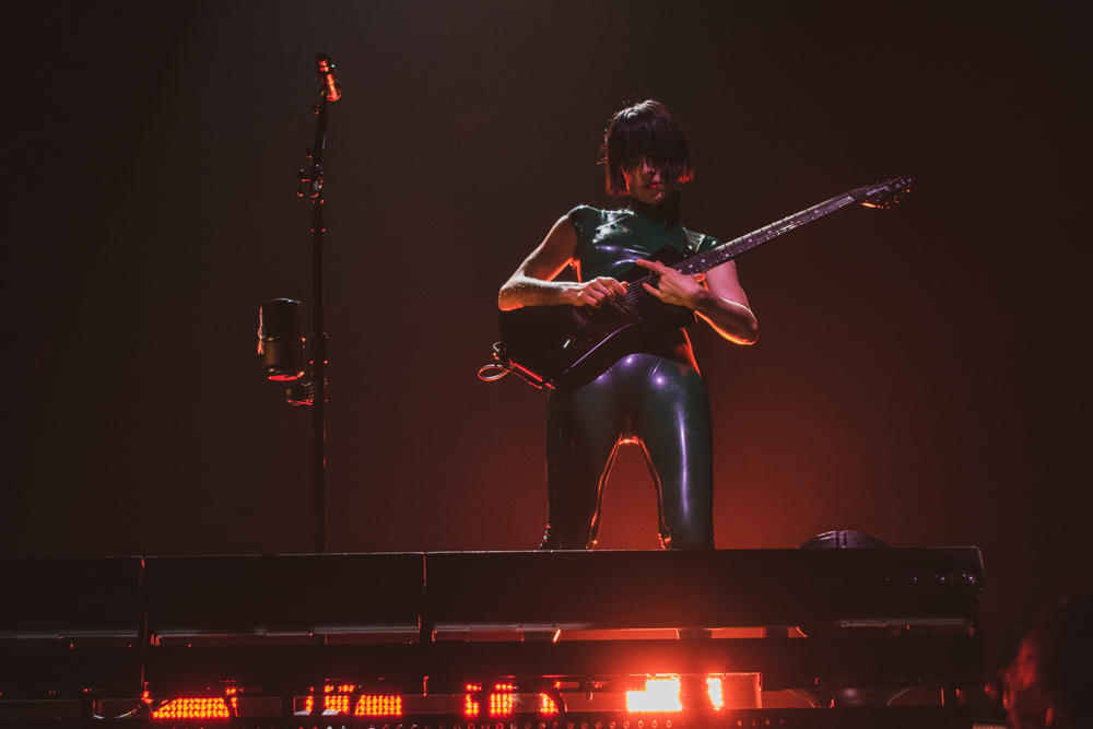 St. Vincent, Moda Center, Rose Quarter, photo by Henry Ward
