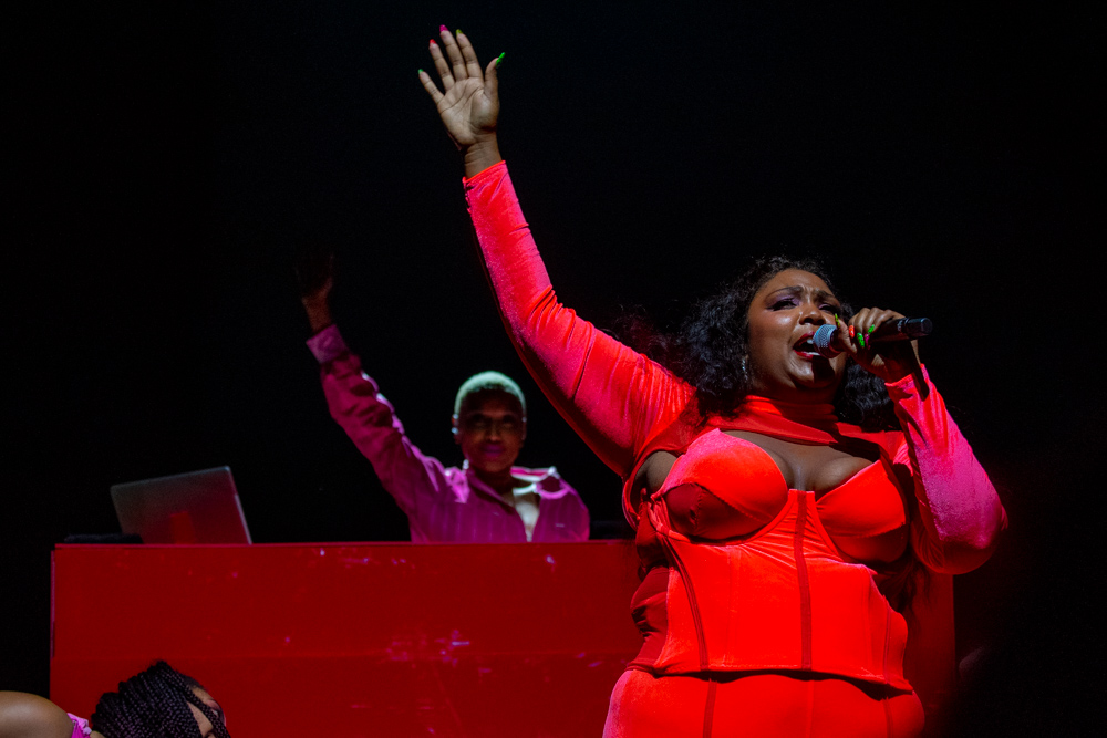 Lizzo, Moda Center, Rose Quarter, photo by Henry Ward