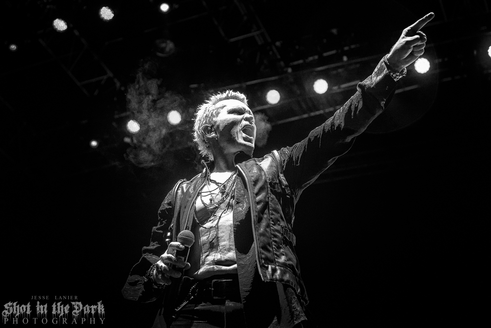 Billy Idol, Oregon Zoo Amphitheatre, photo by Jesse Lanier