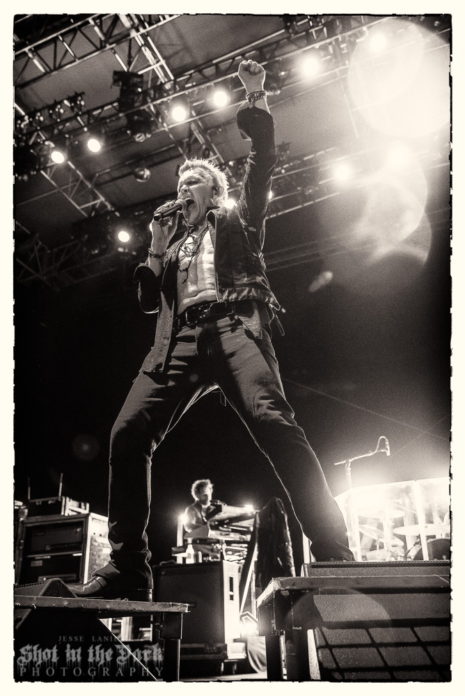 Billy Idol, Oregon Zoo Amphitheatre, photo by Jesse Lanier