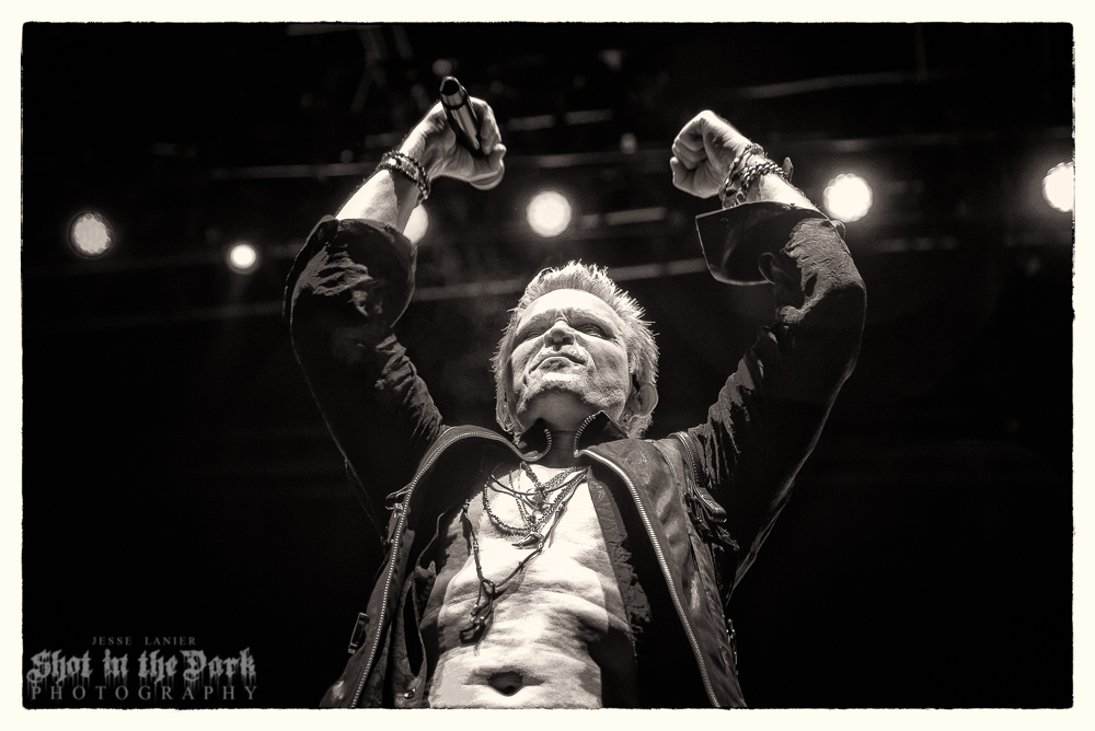 Billy Idol, Oregon Zoo Amphitheatre, photo by Jesse Lanier