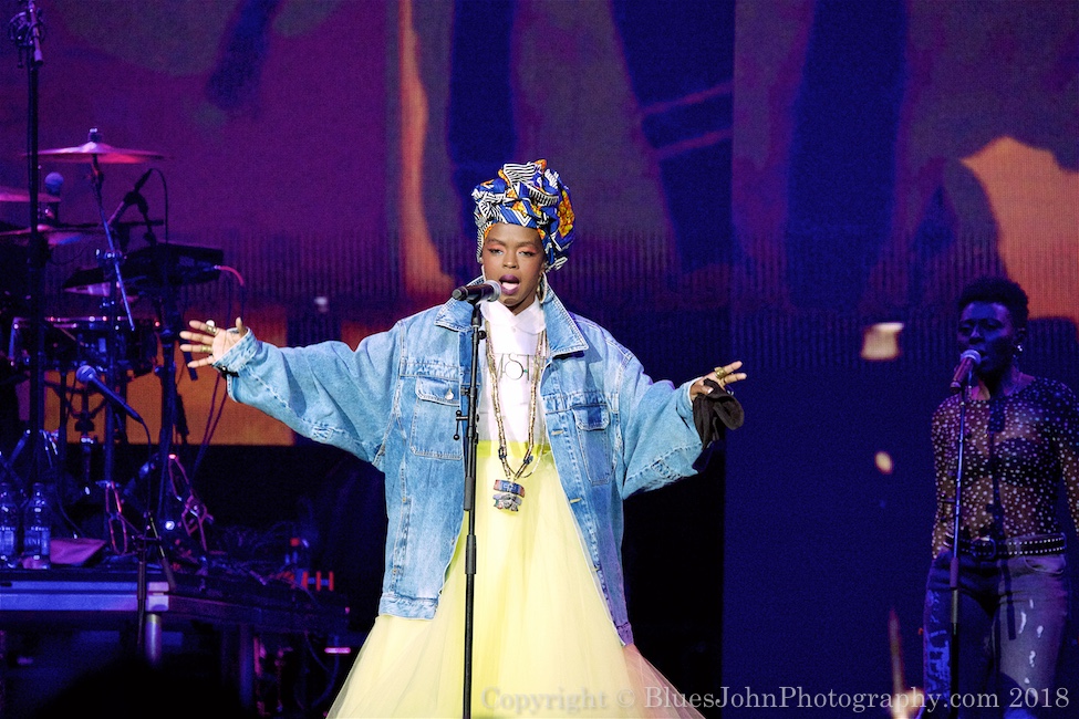 Lauryn Hill, Veterans Memorial Coliseum, photo by John Alcala