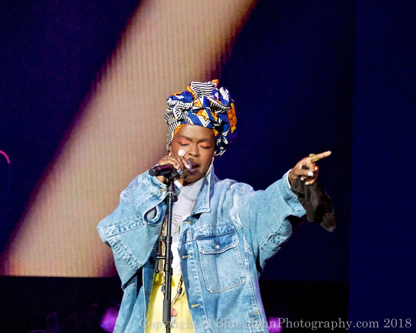 Lauryn Hill, Veterans Memorial Coliseum, photo by John Alcala