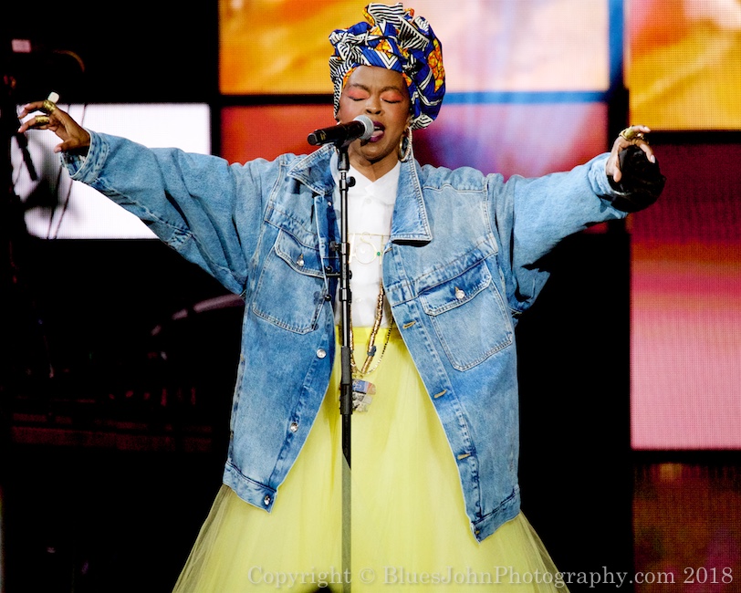 Lauryn Hill, Veterans Memorial Coliseum, photo by John Alcala