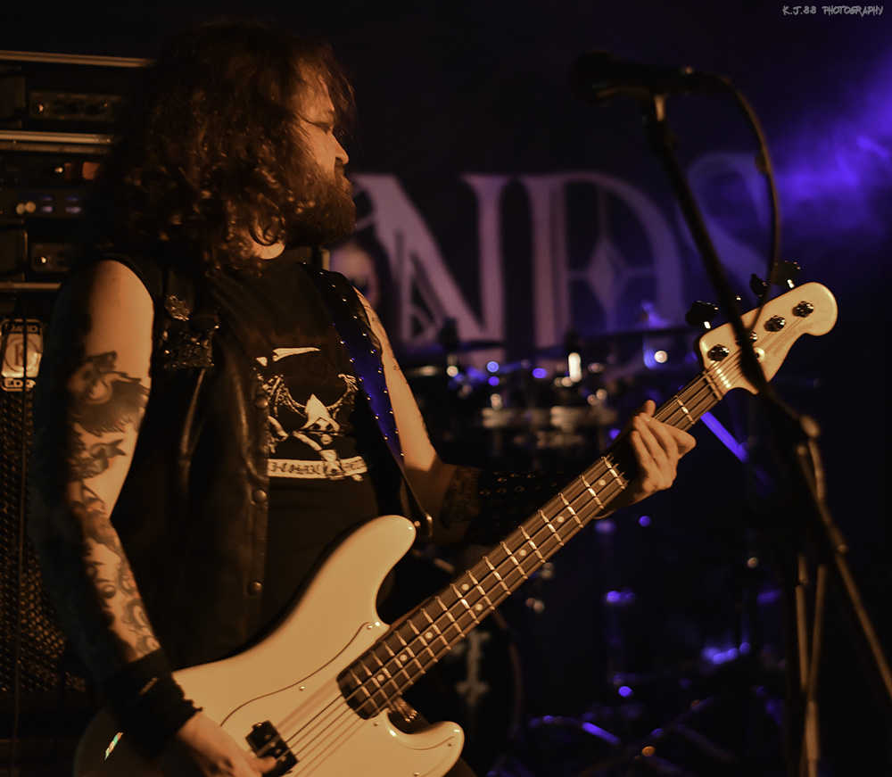 Bewitcher, Tonic Lounge [CLOSED], photo by Kevin Pettigrew