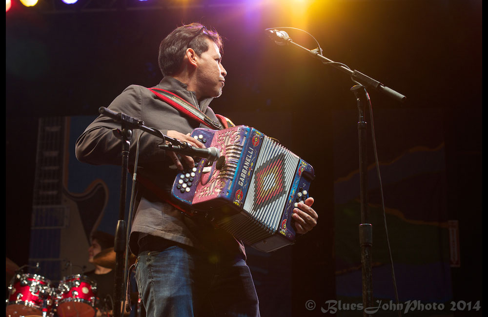 Waterfront Blues Festival, Tom McCall Waterfront Park, photo by John Alcala