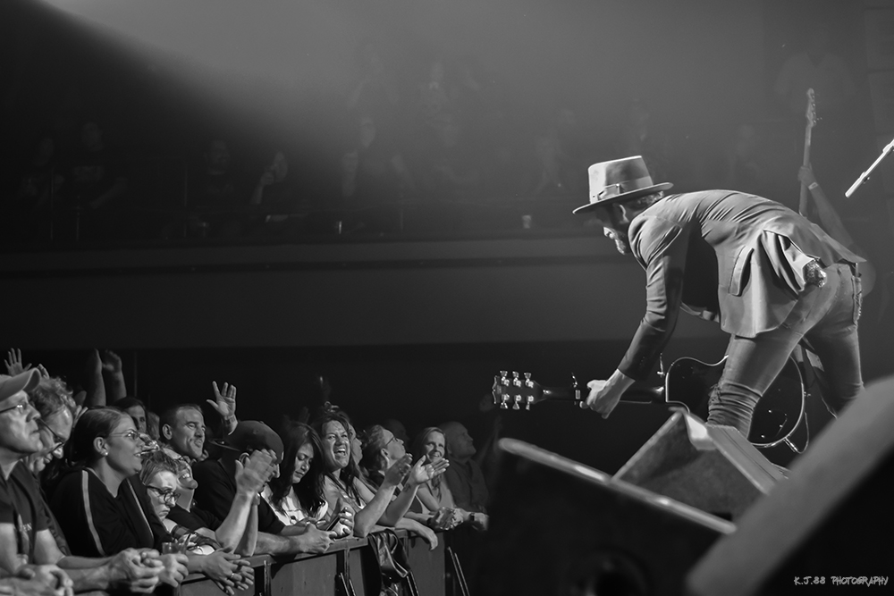 Max Fite, Roseland Theater, photo by Kevin Pettigrew