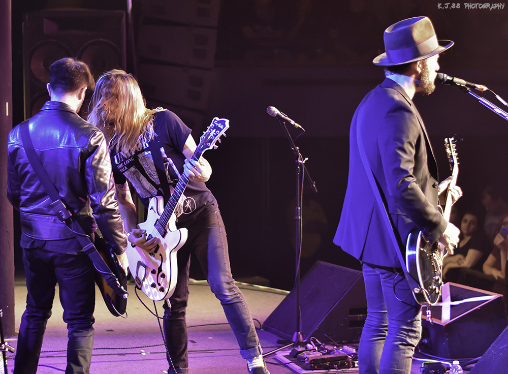 Max Fite, Roseland Theater, photo by Kevin Pettigrew