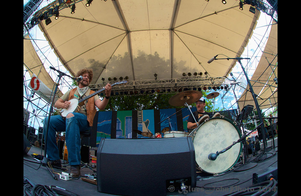 Hillstomp, Waterfront Blues Festival, Tom McCall Waterfront Park, photo by John Alcala