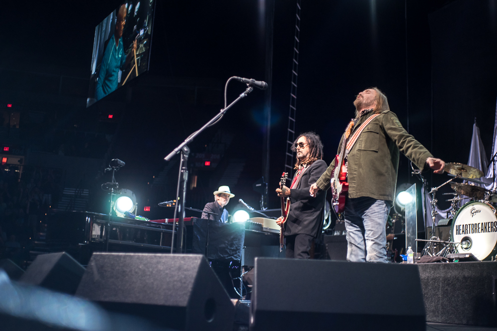 Tom Petty and the Heartbreakers, Moda Center, Rose Quarter, photo by Veronica Rose
