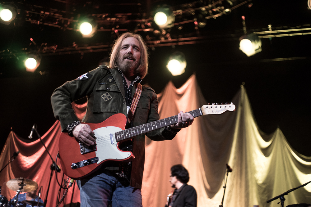 Tom Petty and the Heartbreakers, Moda Center, Rose Quarter, photo by Veronica Rose