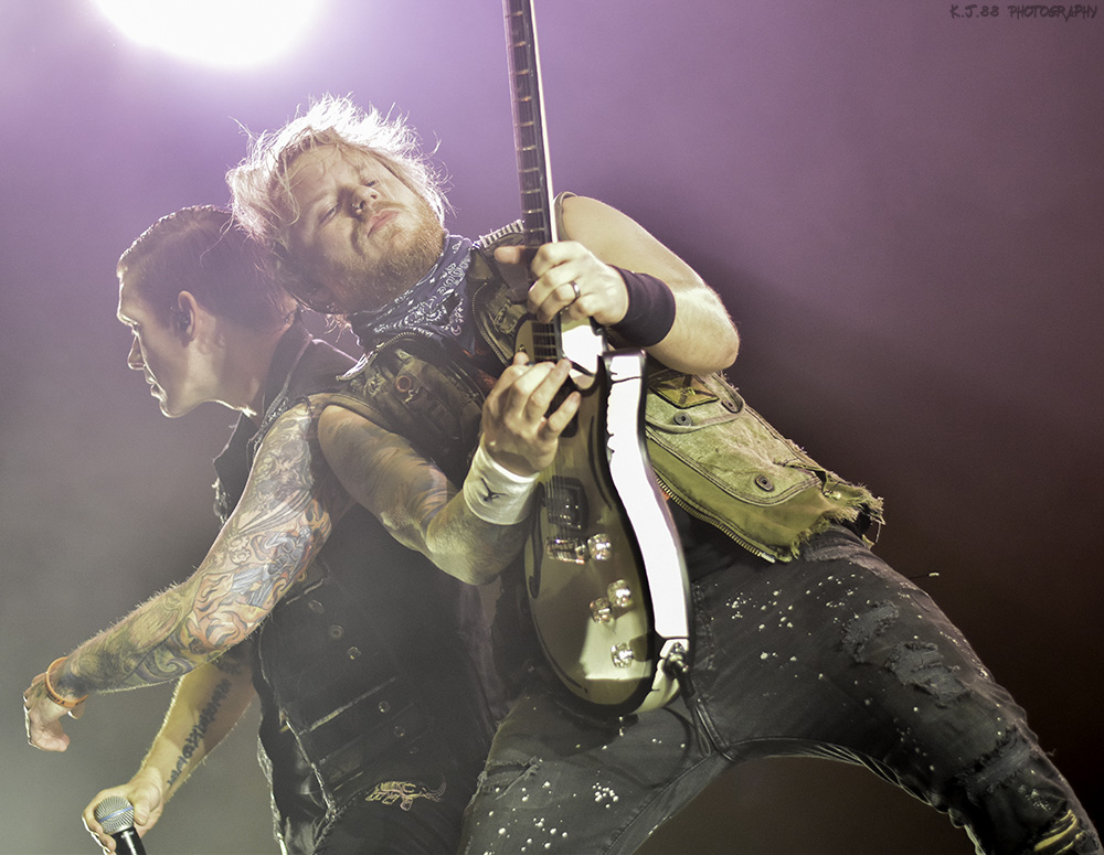 Shinedown, Veterans Memorial Coliseum, photo by Kevin Pettigrew