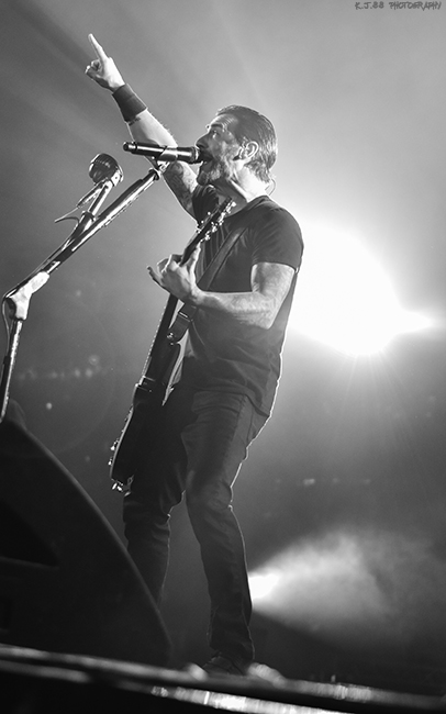 Godsmack, Veterans Memorial Coliseum, photo by Kevin Pettigrew