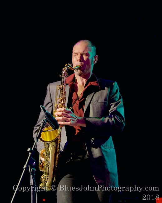 Nick Waterhouse, Roseland Theater, photo by John Alcala