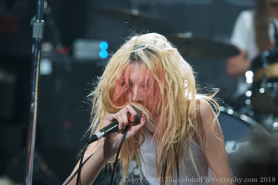 Starcrawler, Roseland Theater, photo by John Alcala