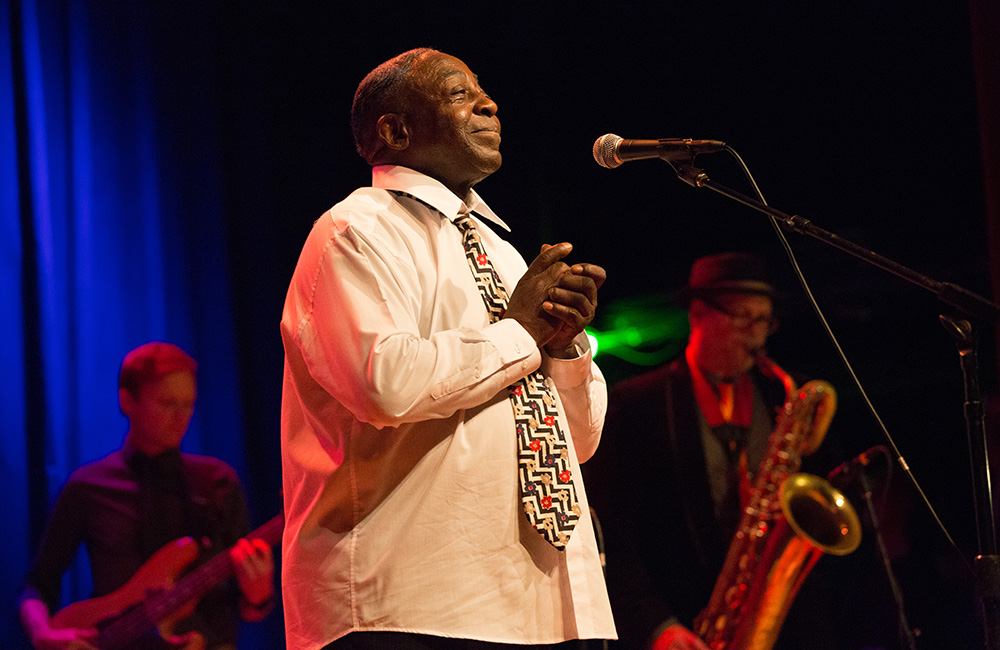 Ural Thomas & The Pain, Aladdin Theater, photo by Joe Duquette