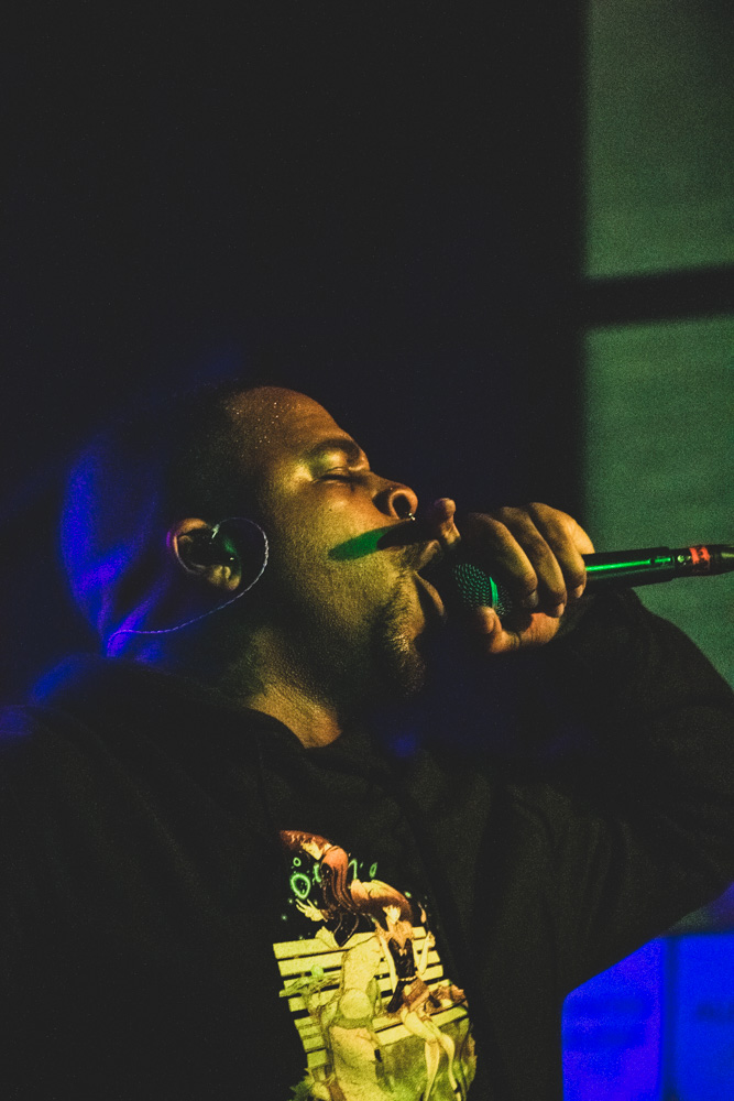 Azizi Gibson, Hawthorne Theatre, photo by Henry Ward