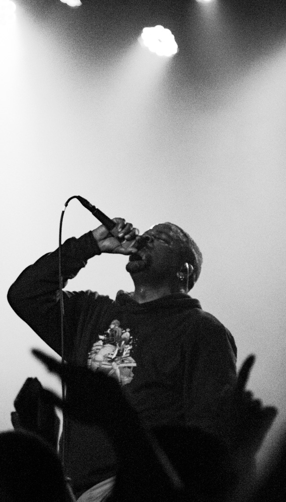 Azizi Gibson, Hawthorne Theatre, photo by Henry Ward