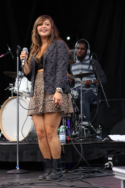 Sam Lachow, Bumbershoot, Seattle Center, photo by Christina Bay